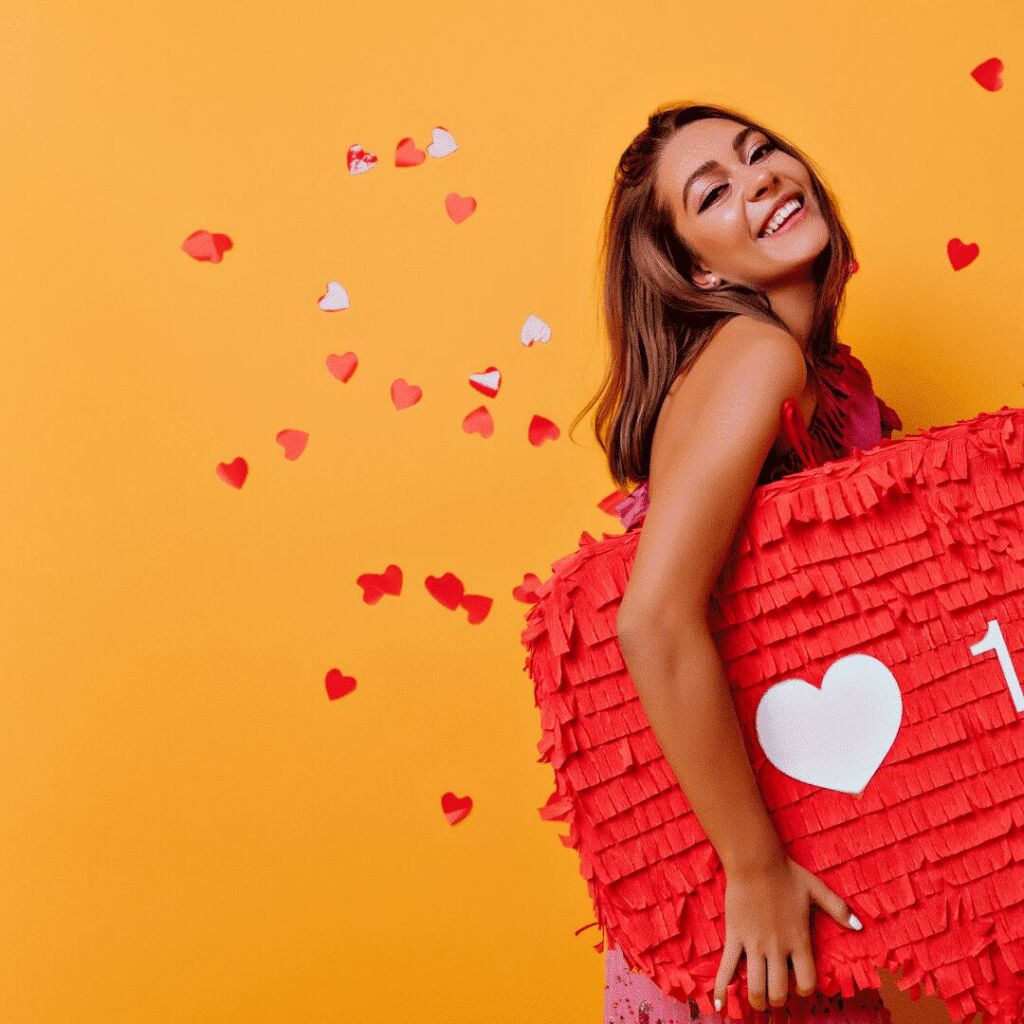 banner bg girl → Social Kings Grow your following